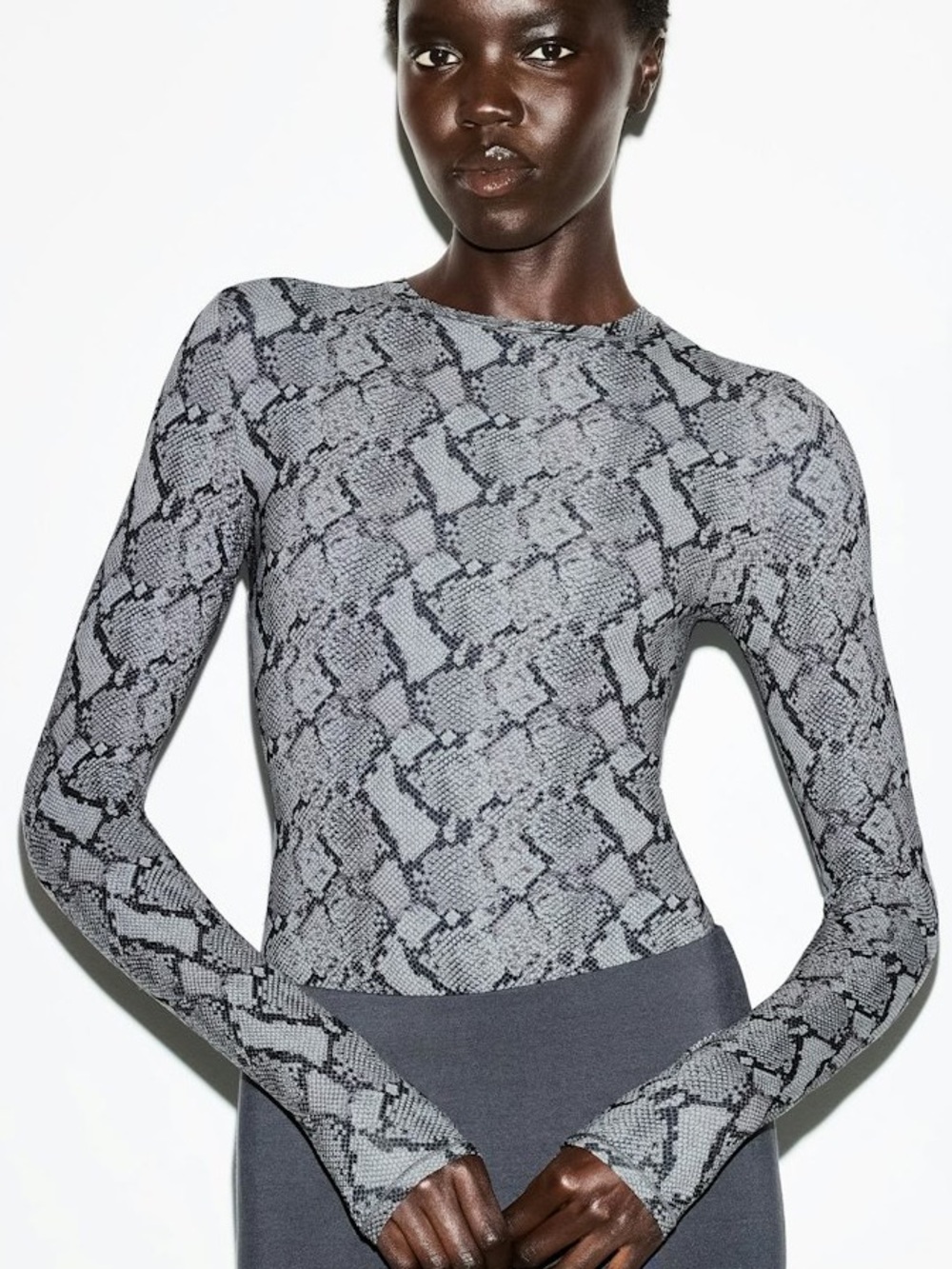 Skims Fits Everybody Long Sleeve Crew Neck Bodysuit in Shadow Snake Print Grey